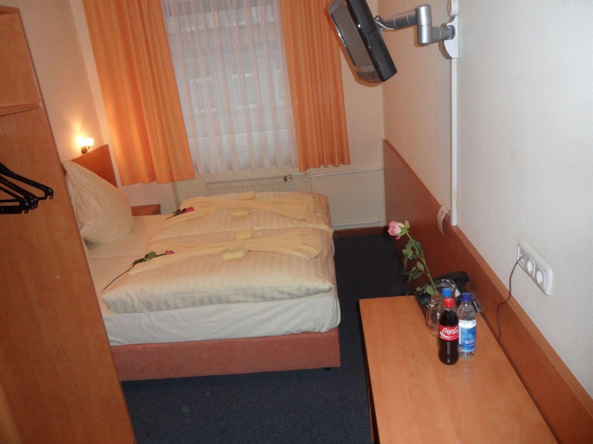 Hotel Union Frankfurt am Main Buitenkant foto