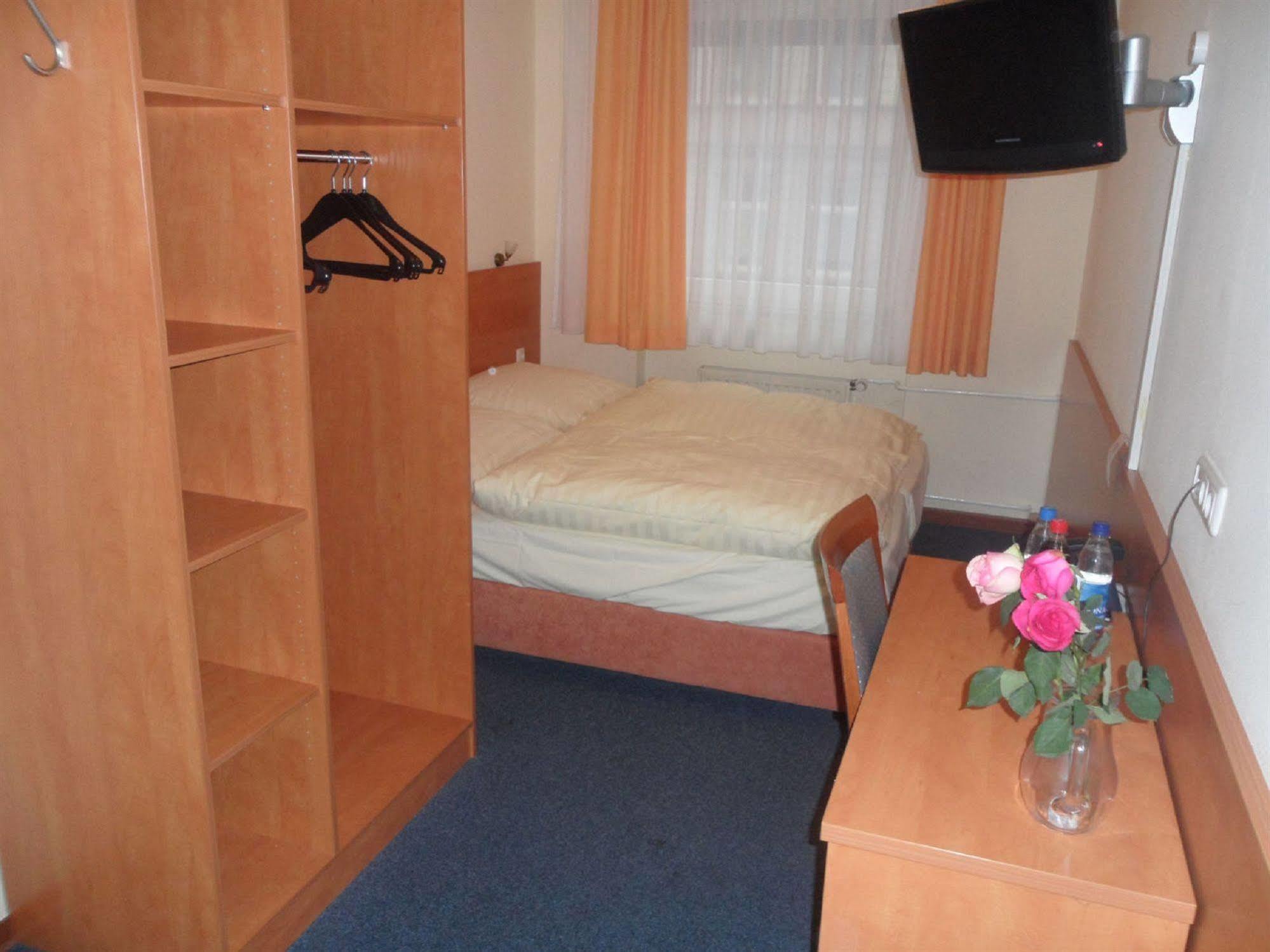 Hotel Union Frankfurt am Main Buitenkant foto