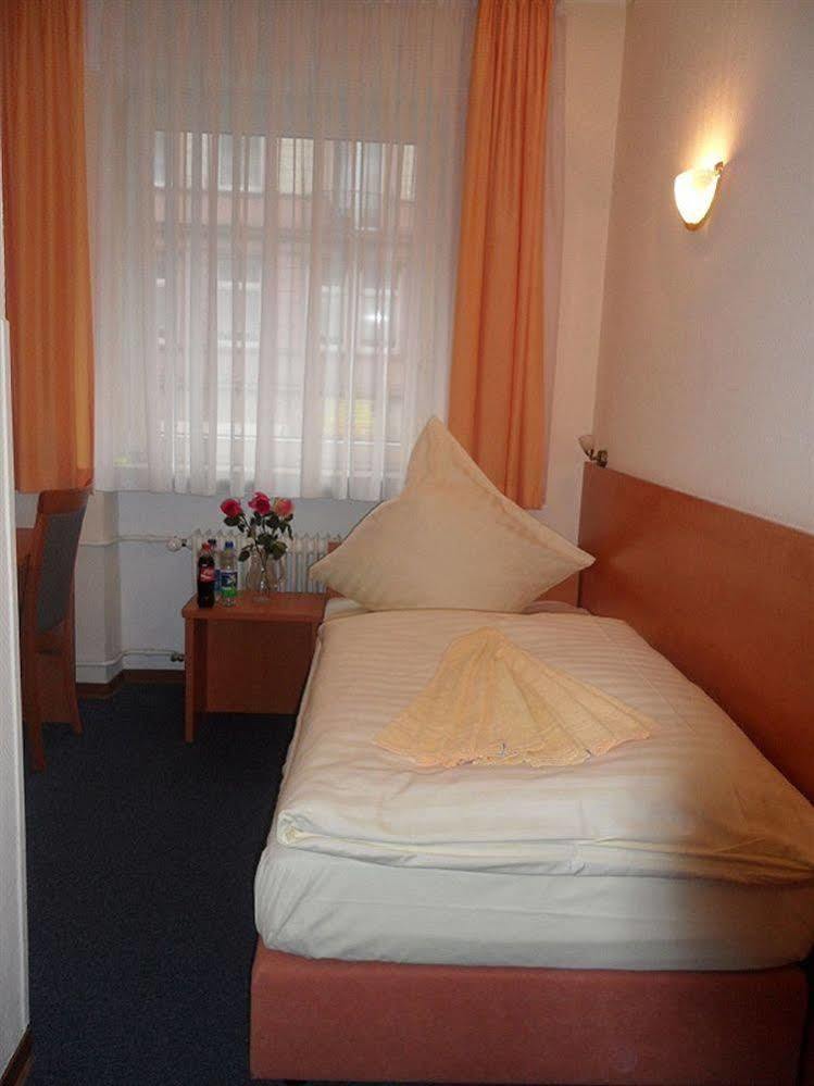 Hotel Union Frankfurt am Main Buitenkant foto